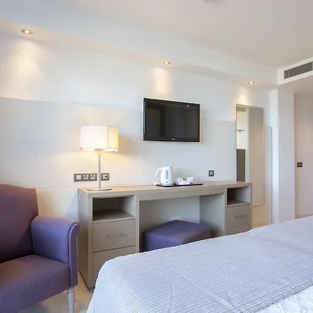 Отель Hipotels Playa La Barrosa - Adults Only 4*