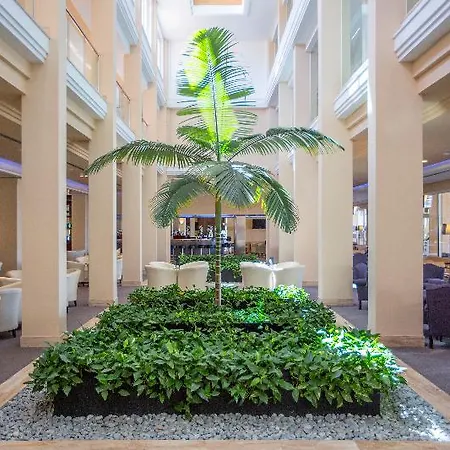 فندق Hipotels Playa La Barrosa - Adults Only 4*